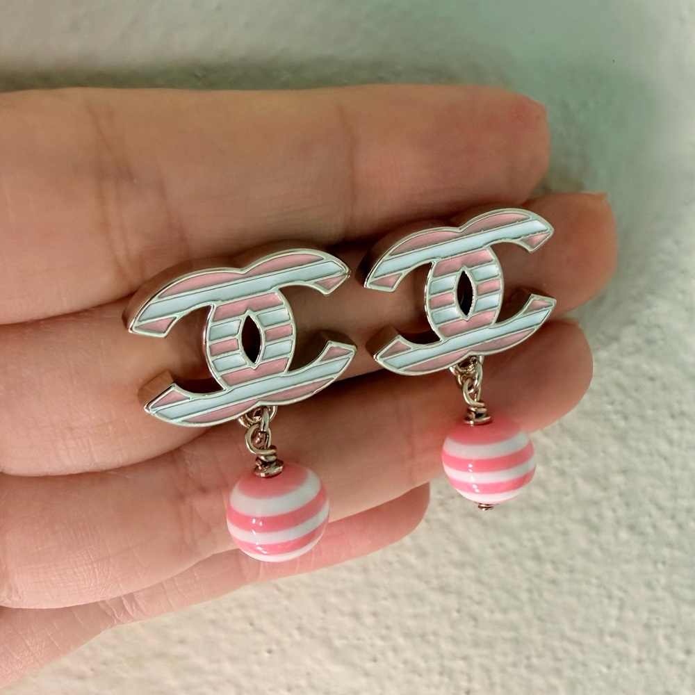 CHANEL Pink and White Enamel CC Drop Earrings